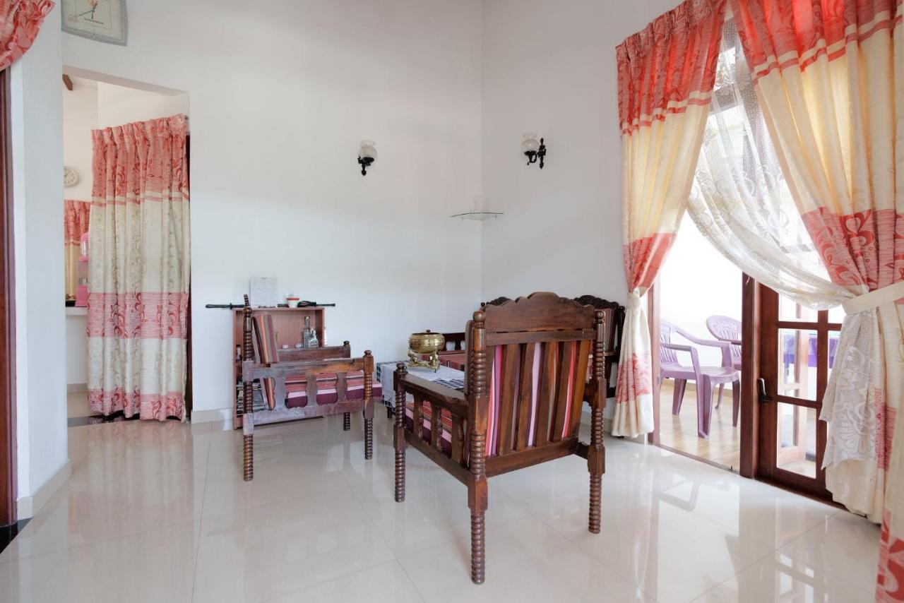 Kandyan White Homes Гостевой дом Канди
